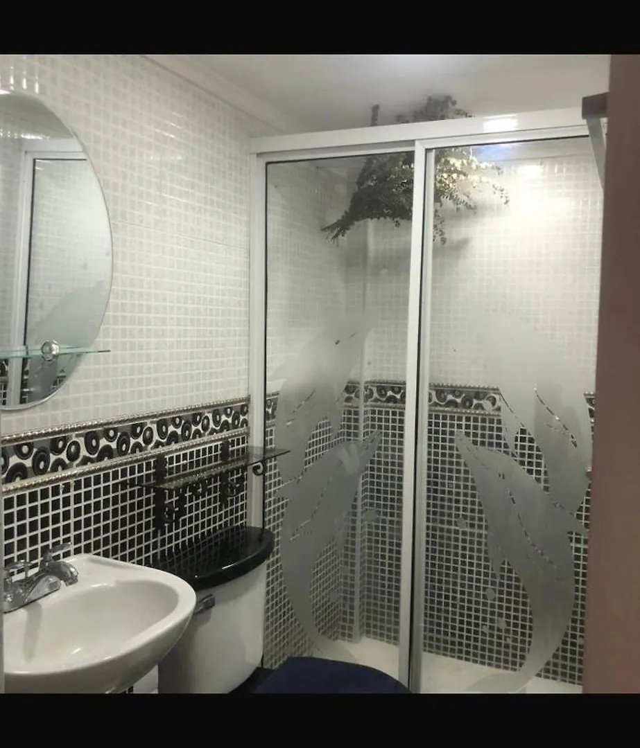 Хостел Jungle House Медельин Колумбия